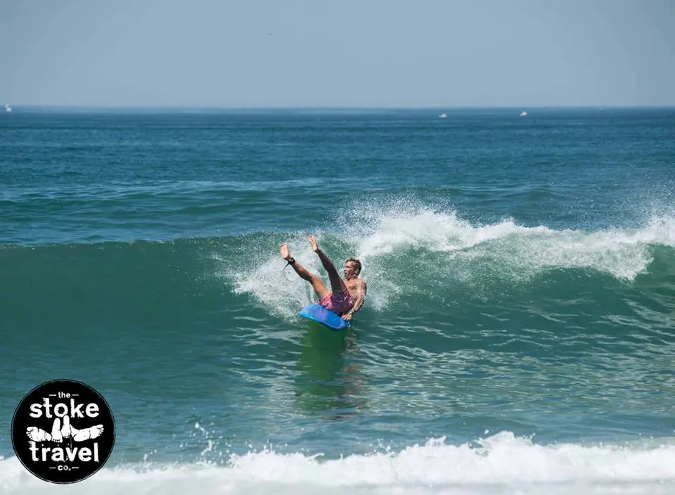 Beginner Surfer Convinces Land Locked Friends That He’s Hot Stuff In The Water