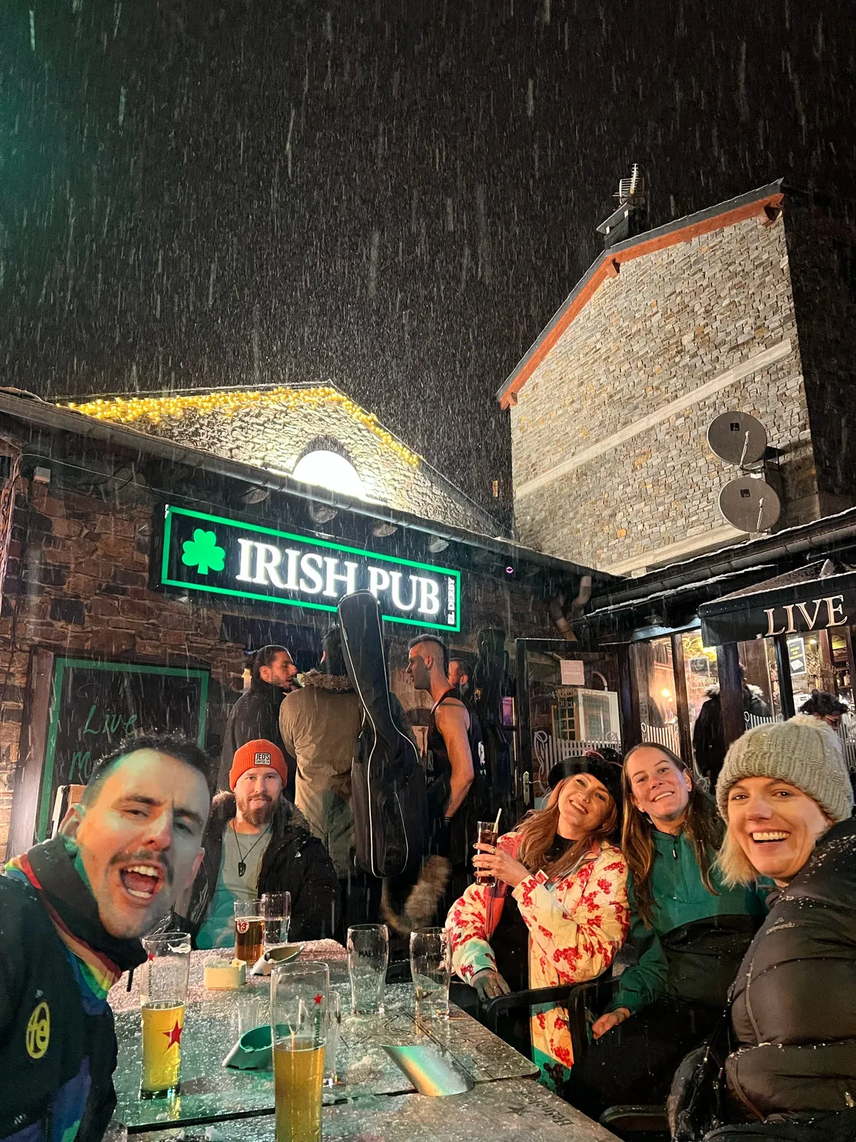 Après in Arinsal, Andorra Ski Weekender